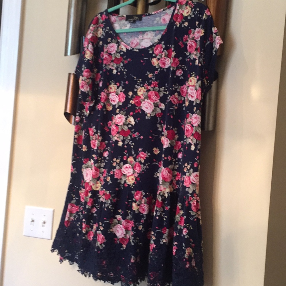 Shirt with flowers